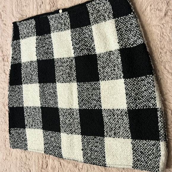 Forever 21 skirt in size L - Picture 2 of 8